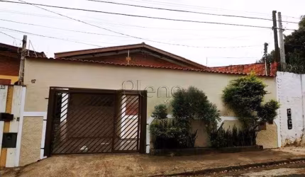 Casa à venda com 3 quartos no Jardim Boa Esperança, Campinas.
