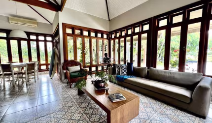 Casa com 5 quartos à venda no condomínio Lagos de Shanadu, Indaiatuba.
