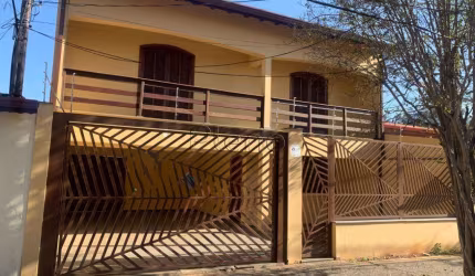 Casa com 4 quartos para Locação na Vila Almeida, Indaiatuba.