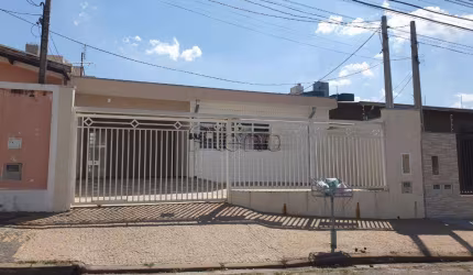 Casa à venda com 3 quartos no Jardim do Trevo, Campinas.