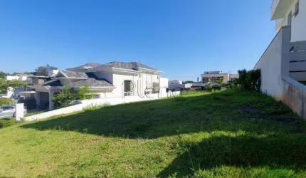 Terreno à venda com 420 m² no Reserva do Itamaracá, Valinhos.