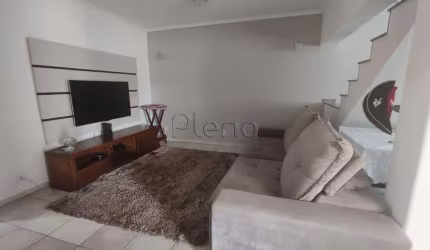 Casa à venda com 3 quartos no Jardim Santa Genebra, Campinas.