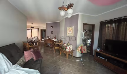 Casa à venda em Campinas, Parque Alto Taquaral, com 3 quartos, com 193 m²