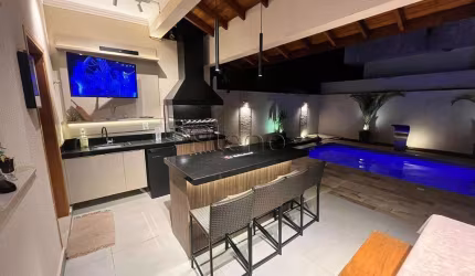 Sobrado à venda em Paulínia, Residencial Terras do Fontánario, com 3 suítes, com 230 m²