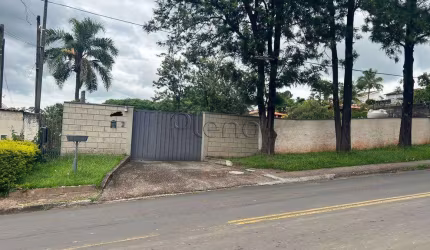 Chácara à venda em Valinhos, Vale Verde, com 2 quartos, com 2000 m²