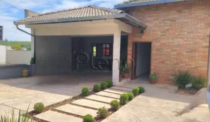 Sobrado à venda em Valinhos, Jardim São Marcos, com 3 suítes, com 290 m², Residencial Villa do Sol