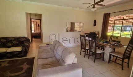 Chácara à venda em Campinas, Chácara Belvedere, com 2 quartos, com 2120 m²