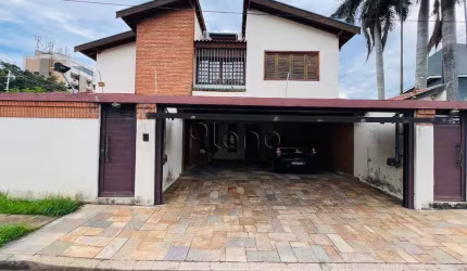 Sobrado à venda em Campinas, Jardim Guarani, com 3 quartos, com 238.75 m²