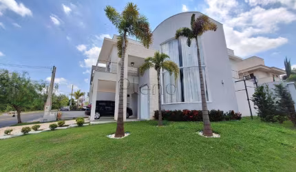 Sobrado à venda em Valinhos, Jardim São Marcos, com 3 suítes, com 228 m², Residencial Villa do Sol