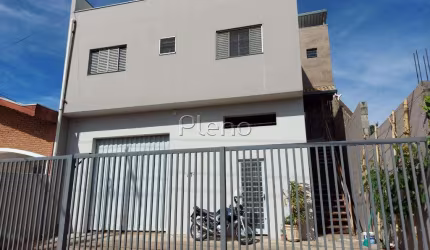Sobrado à venda em Campinas, Jardim Londres, com 3 quartos, com 180 m²
