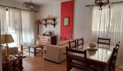 Apartamento à venda  com 3 quartos no Centro, Campinas.