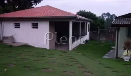 Chácara à venda em Monte Mor, Centro, com 3 quartos, com 1200 m²