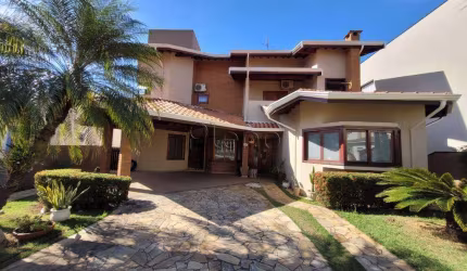 Casa à venda em Valinhos, Santa Cruz, com 3 suítes, com 372 m², Residencial Terras do Caribe