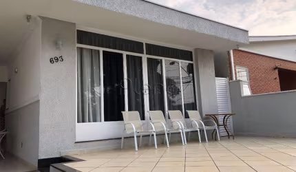 Casa à venda em Campinas, Jardim Chapadão, com 4 quartos, com 200 m²