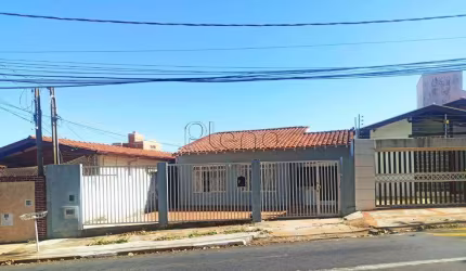 Casa à venda em Campinas, Jardim das Paineiras, com 3 quartos, com 166 m²