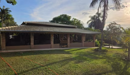 Chácara à venda em Salto, Residencial Primavera, com 5 quartos, com 10000 m²