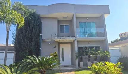Sobrado à venda em Vinhedo, Bosque, com 4 suítes, com 380 m²