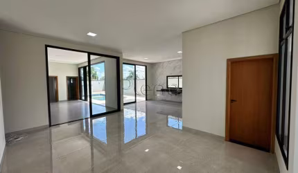 Sobrado à venda em Jaguariúna, Residencial Campo Camanducaia, com 4 suítes, com 301.28 m²