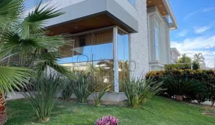 Sobrado à venda em Indaiatuba, Jardim Residencial Dona Lucilla, com 4 suítes, com 342 m²