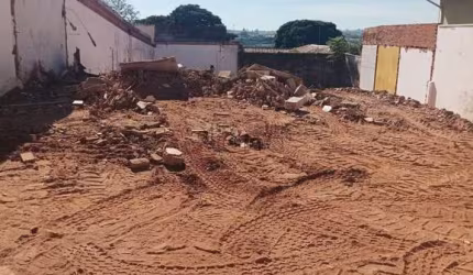 Terreno à venda em Campinas, Parque São Quirino, com 363 m²