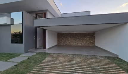 CASA NOVA 3 SUÍTES CONDOMÍNIO FECHADO
