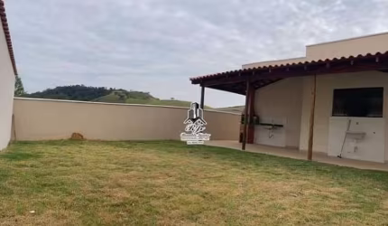 Casa para Venda em Itajubá, Jardim Califórnia, 3 dormitórios, 1 suíte, 2 banheiros, 2 vagas