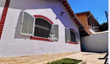Casa para Venda em Itajubá, Varginha, 4 dormitórios, 2 suítes, 3 banheiros, 3 vagas