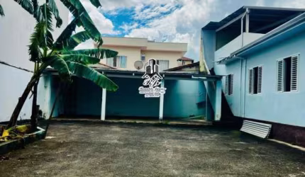 Casa para Venda em Itajubá, São Vicente, 5 dormitórios, 2 banheiros, 6 vagas