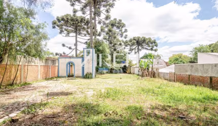Terreno à venda na Rua Alfredo Muraro, 511, São João, Curitiba por R$ 1.400.000