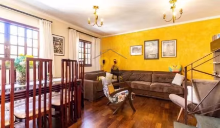 Casa a venda 3 dormitórios sendo 1 suíte - 2 vagas - 105m2