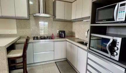 Apartamento mobiliado - 200 metros da praia - Centro/Balneário Piçarras - 95m² d