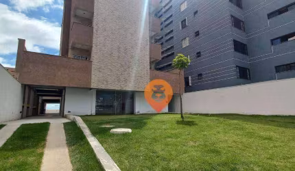 Apartamento com 2 suítes. Área total de aproximadamente 64m2.