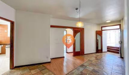Apartamento com área privativa, três quartos, uma suíte.  Bairro Santa Efigênia