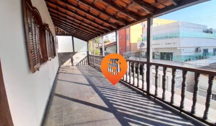 Casa com 4 dormitórios para alugar, 185 m² por R$ 6.317,00/mês - Ipiranga - Belo Horizonte/MG