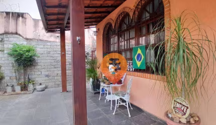 Casa à venda, 335 m² por R$ 1.680.000,00 - Colégio Batista - Belo Horizonte/MG
