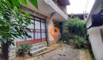 Casa à venda, 290 m² por R$ 1.300.000,00 - Sagrada Família - Belo Horizonte/MG