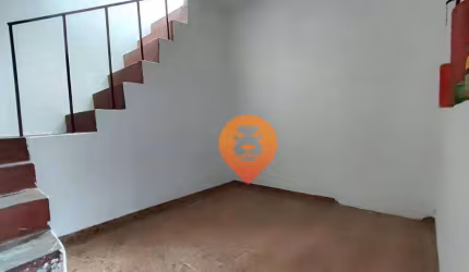 Casa com 3 dormitórios para alugar, 65 m² por R$ 1.800,00/mês - Colégio Batista - Belo Horizonte/MG