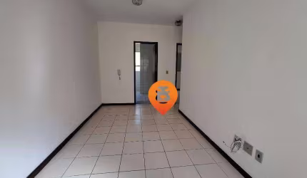 Apartamento com 2 dormitórios para alugar, 45 m² por R$ 2.043,88/mês - Sagrada Família - Belo Horizonte/MG
