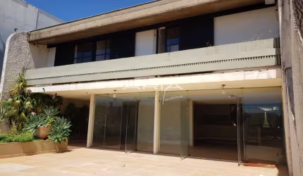 Casa comercial para locação na Av. Maringá, Jardim Vitoria.