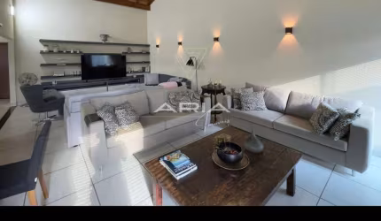 Casa- Chácara à VENDA em condomínio , ALVORADA DO SUL - PR. Com 5 Suites.