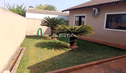 Casa à venda com 3 quartos sendo 1 suíte, 130m², Jardim Acapulco - Londrina/PR