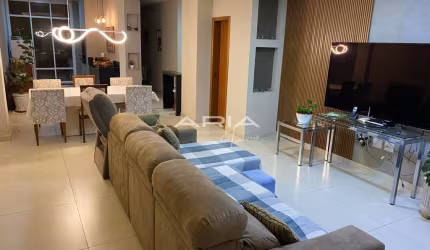 Casa Sobrado à VENDA, na Gleba Palhano, Zona Sul. LONDRINA - PR.