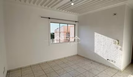 Disponivel para locação  Residencial Interlagos,3 quartos, Londrina,PR.