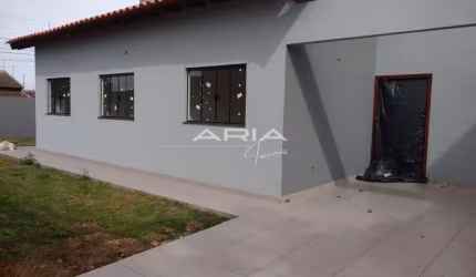 Casa com 03 quartos sendo 01 suíte à venda no Abussafe, Londrina/PR