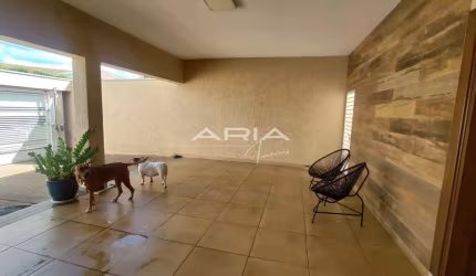 Casa na Vila Harmonia com 248m  - Araraquara, SP