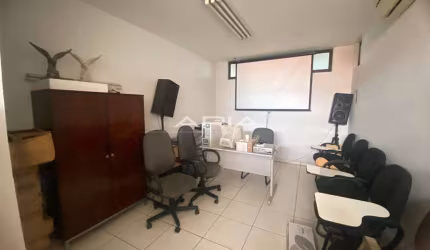 Sala pequena com 36 m2 para locação no centro de Araraquara  SP