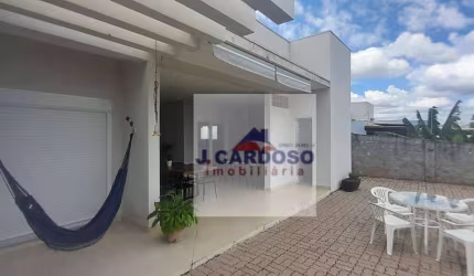 Casa em condomínio com 3 dormitórios e 3 suítes à venda, 205 m² por R$ 1.500.000 - Ipanema Das Pedras - Sorocaba/SP