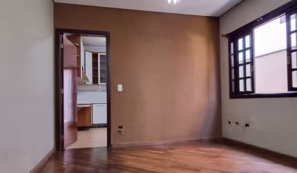 Casa  á  Venda   150 m²  com 3  dormitórios 4  Vaga- City  Bussocaba