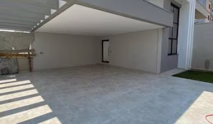 Casa com 4 dormitórios à venda, 272 m² por R$ 1.680.000,00 - Jardim Canaã - Varginha/MG