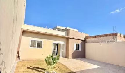 Casa com 3 dormitórios à venda, 70 m² por R$ 435.000,00 - Santa Luzia - Varginha/MG